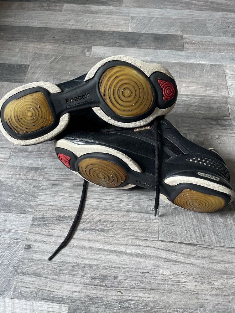 Buty Reebok easytone size38
