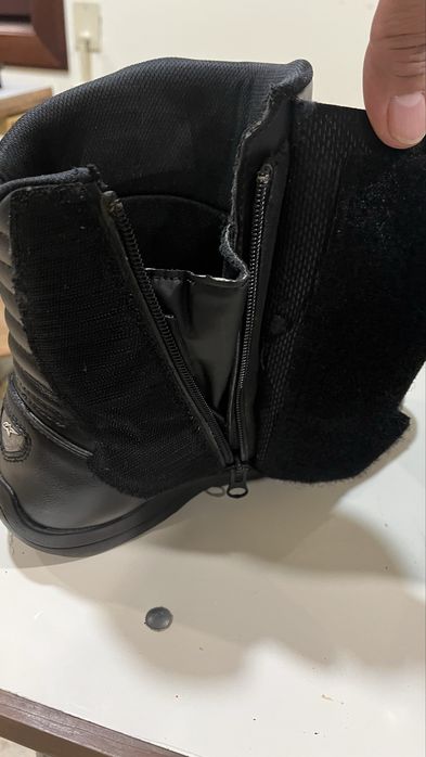 Botas Alpinstars em couro e GORE-TEX á prova de agua