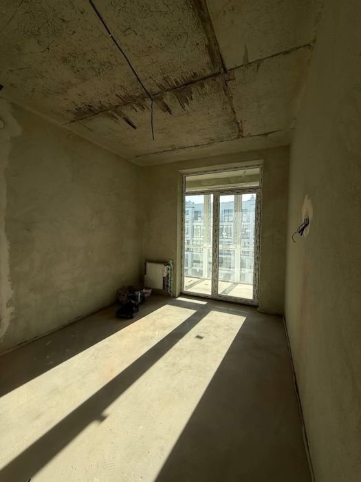 Продаж квартири ЖК В4