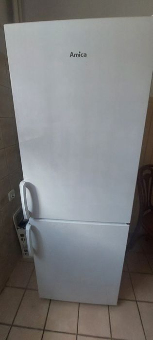 Lodówka firmy Amica