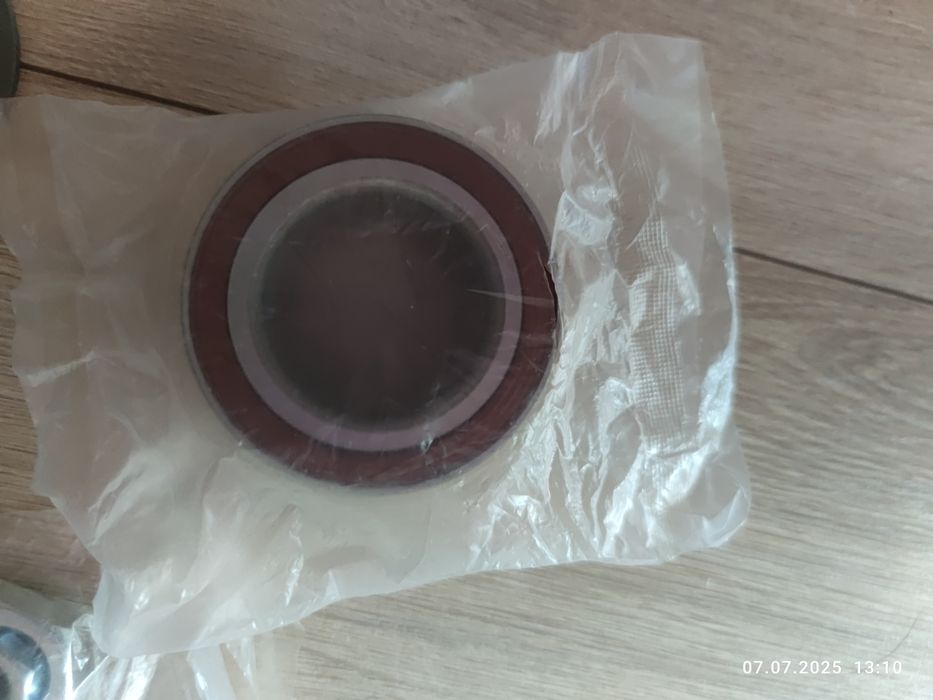 Передній підшипник до автомобіля Volkswagen/Audi optimal 100014A.