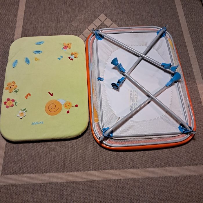 Sprzedam kojec/lozeczko/ dla malucha.Bardzo wygodny w uzytkowaniu…