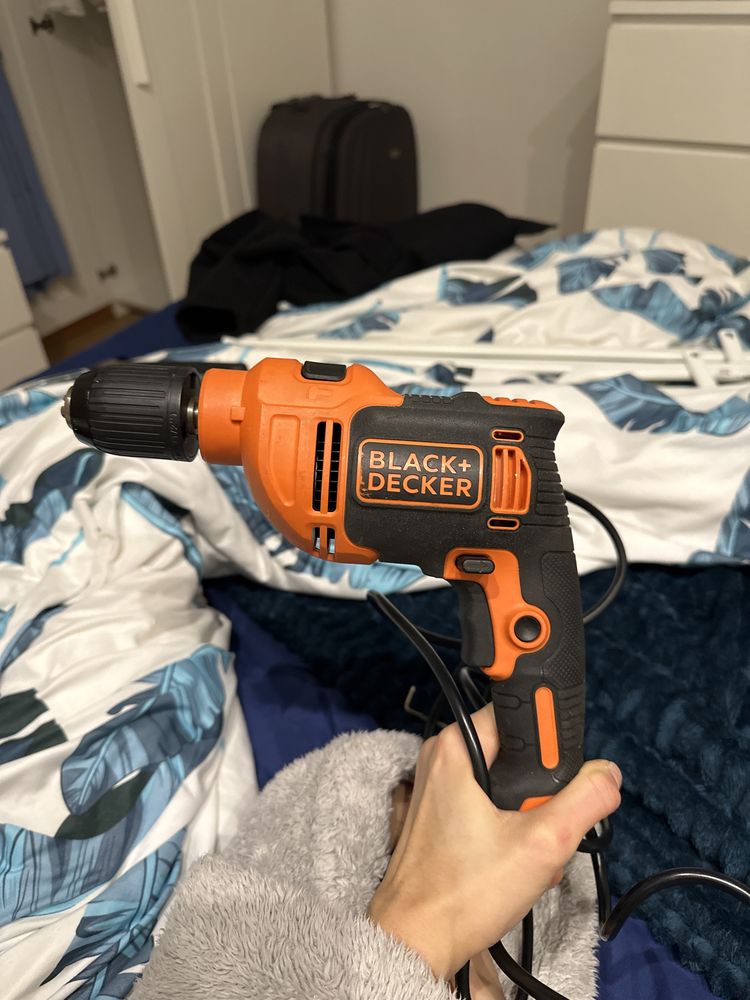 Furadeira black decker