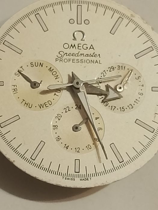 Pozostałości po zegarku omega speedmaster