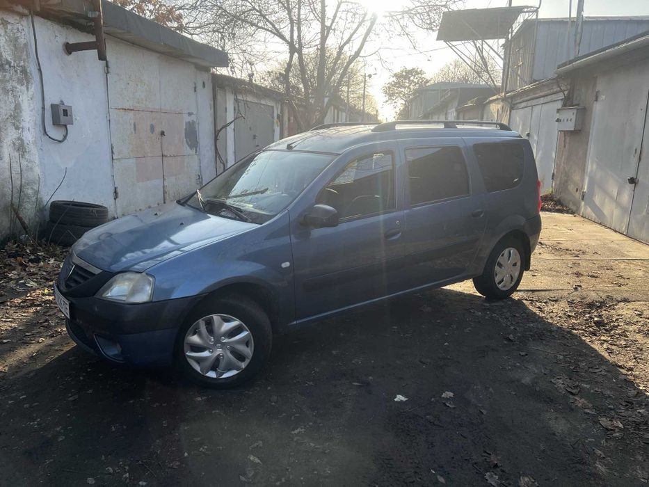 Dacia Logan 7 мест