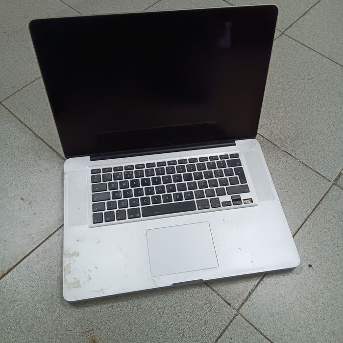 Computador apple para peças