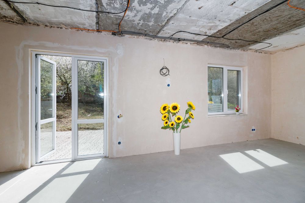 Без% Продаж сучасного будинку на березі Дніпра в Халеп"я Обухівський р