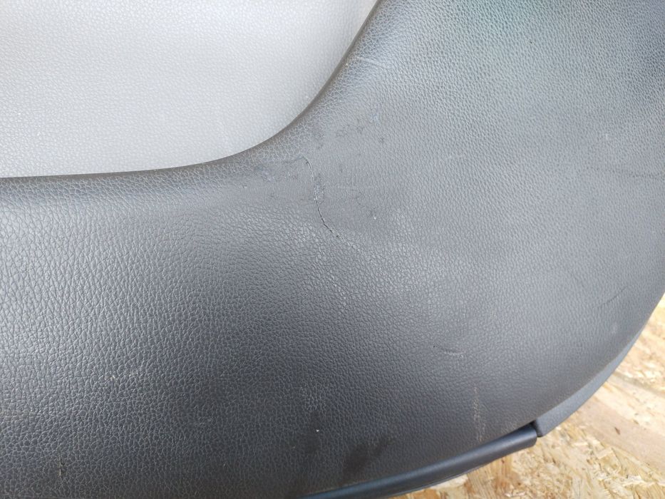 Mitsubishi L200 2014- карта двери передняя правая 7221C554ZZ