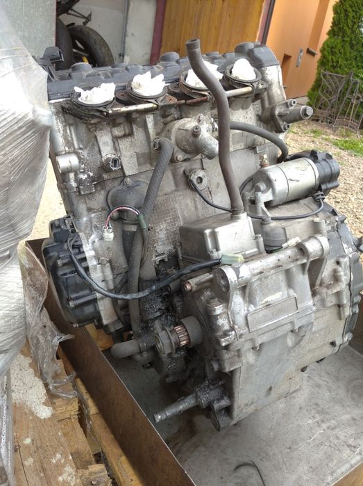 Suzuki GSX-R 600 k4-k6 Silnik Części