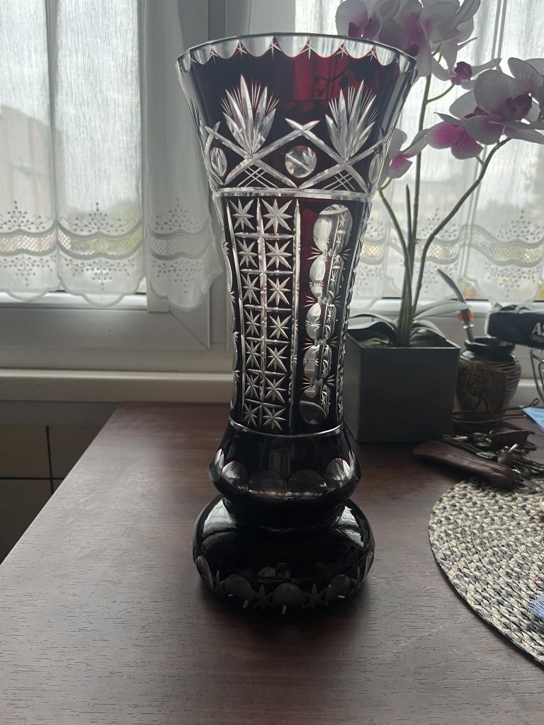 Kryształowy wazon wysoki