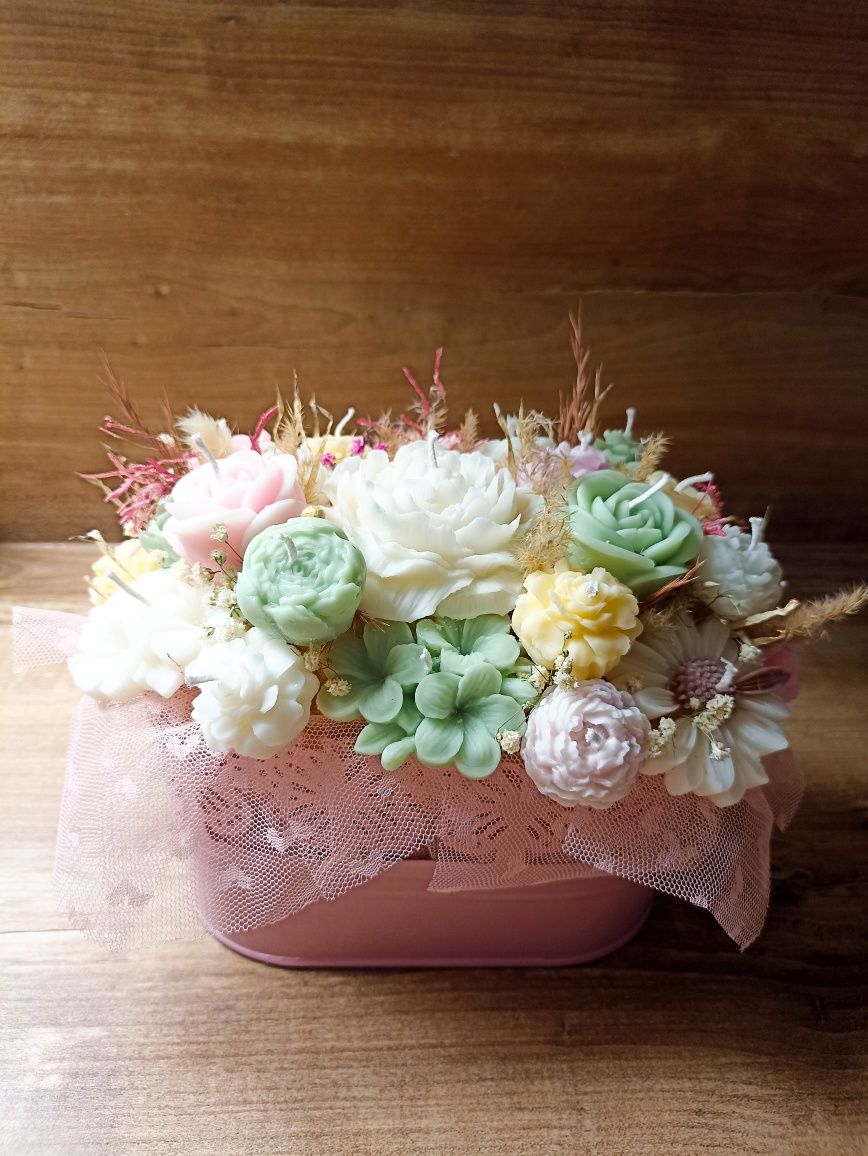 Bukiet ze świec sojowych, flowerbox, stroik