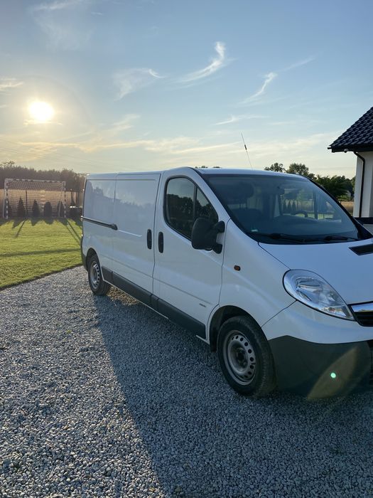 Sprzedam vivaro 2.0 114KM 2014 rok