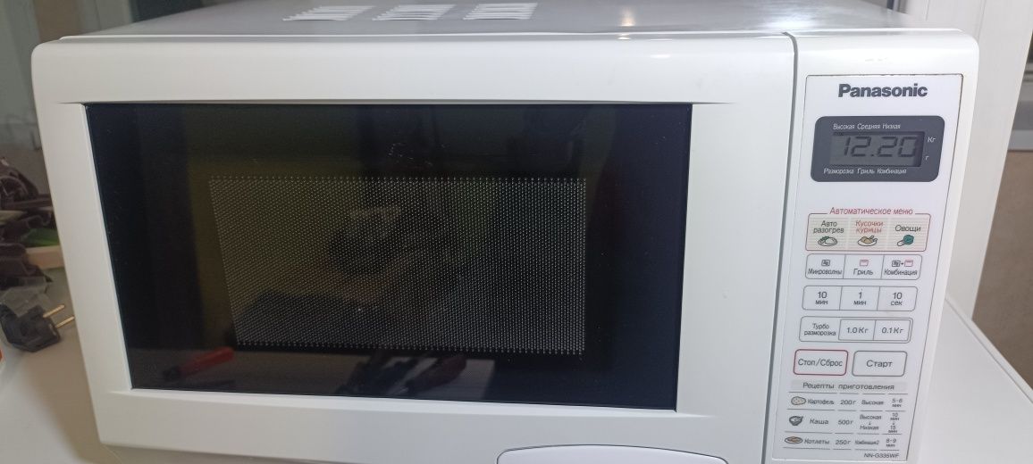 Мікрохвильова піч Panasonic NN-G335WF