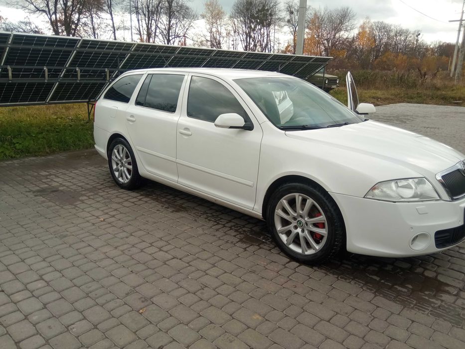 Продам автомобіль шкода Октавія а5рс