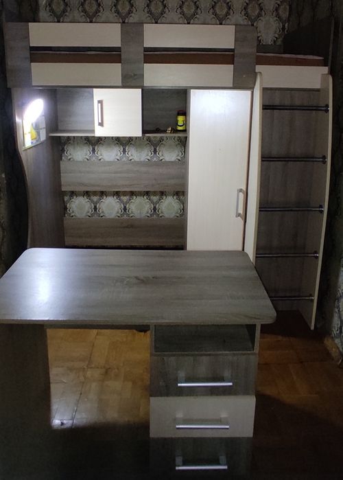 Ліжко-горище( Кровать-чердак) з письмовим столом