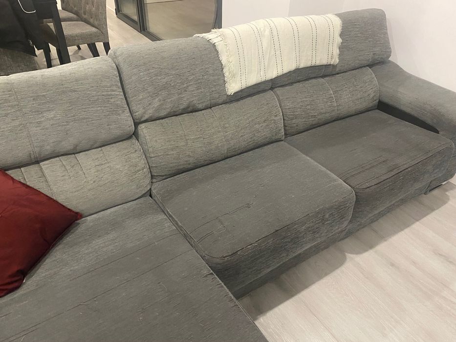 Sofá de 3 lugares com chaise longue