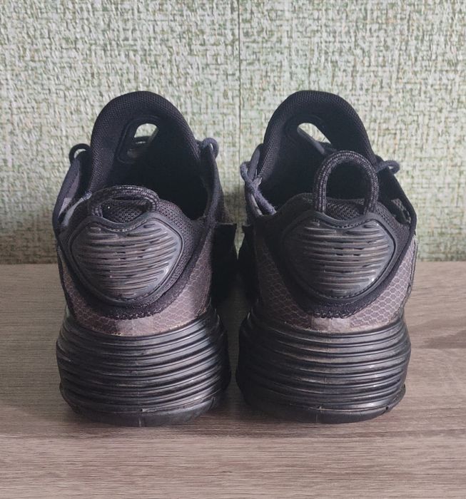 Обменяю кроссовки Nike 36,5 размера