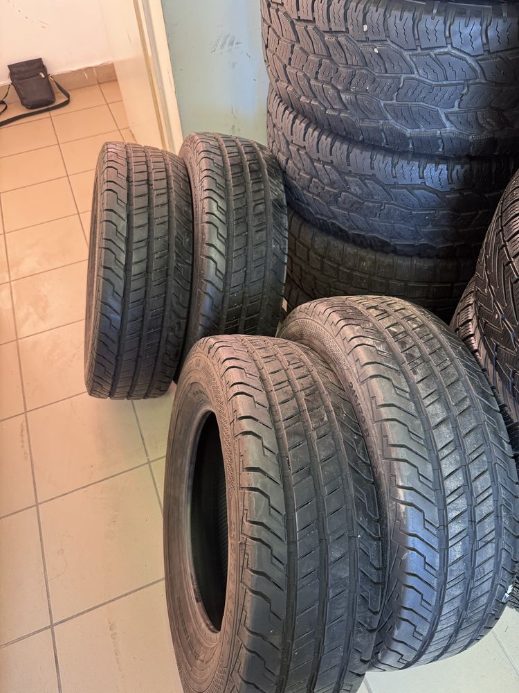 Шини 215/70R 15c 2018рік Continental ContiVanContact