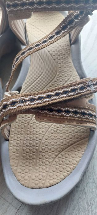 Sandały turystyczne damskie Quechua NH500