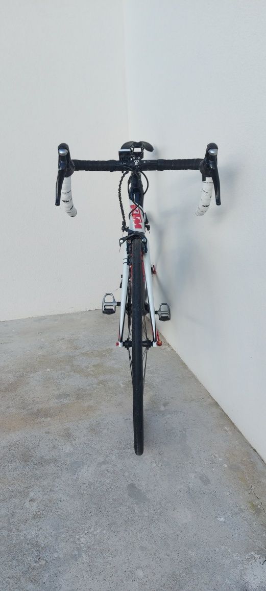Bicicleta de estrada carbono KTM
Vendo porq