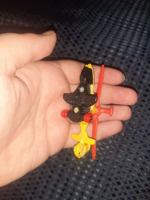 Винтажный 2006 Спасательный жёлтый вертолёт Hot Wheels Sky Knife