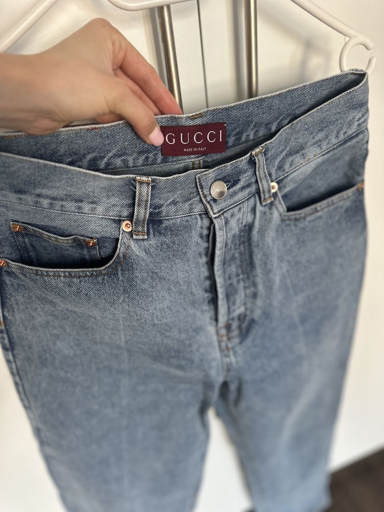Gucci джинсы. Очень стильные
