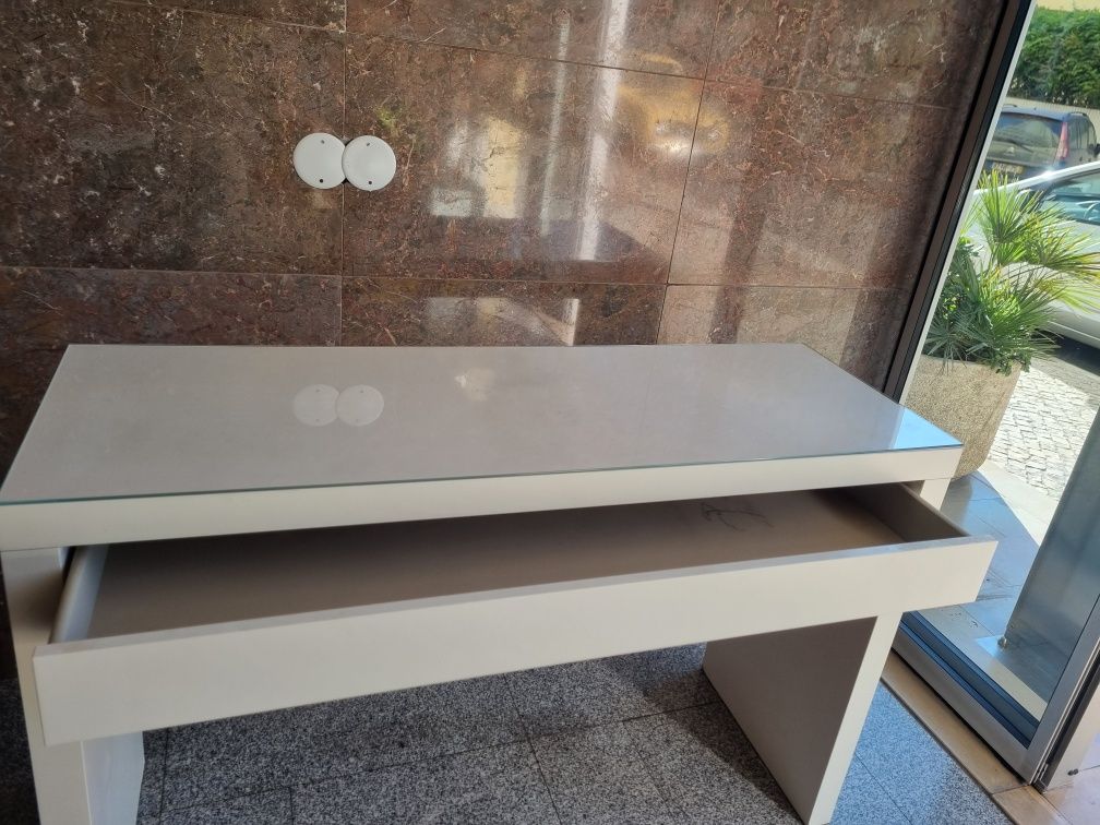 Aparador consola Ikea branco