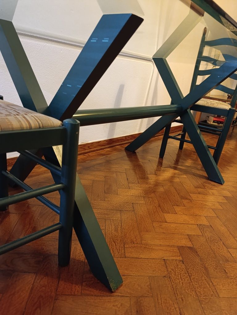 Conjunto Mesa + 4 Cadeiras