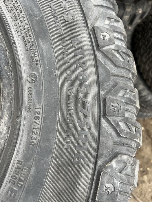 Продам резину 285/75/16