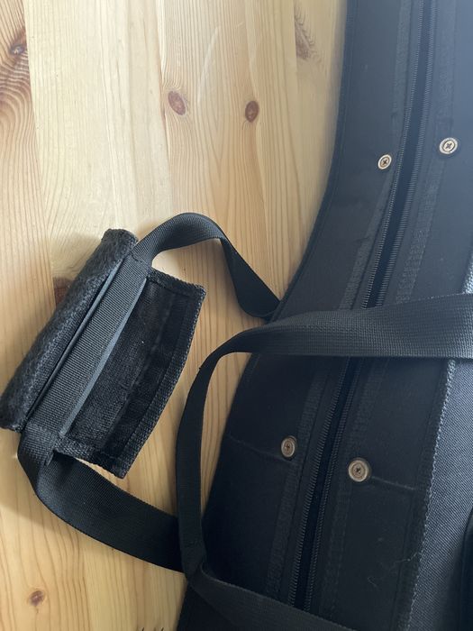 Estojo semirigido de guitarra classica marca Stagg