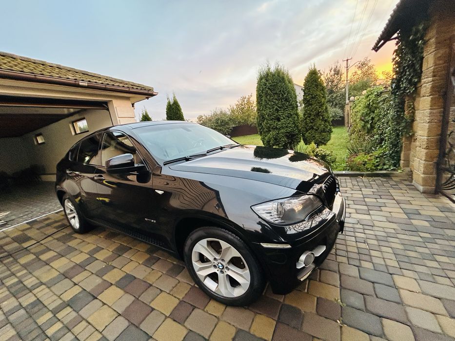 BMW x6 чудовий стан