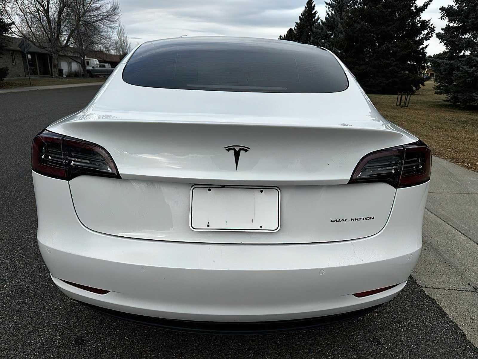Tesla Model 3 2022