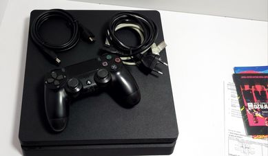 Konsola Sony PS4