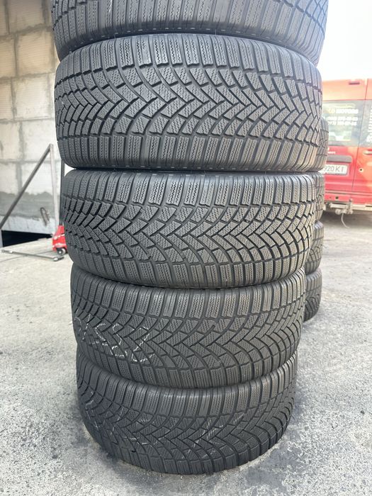 235/45/18 шины зима отличные Brigestone 21-23 год 7+ мм