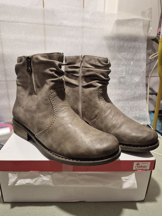 Botki rieker ANTISTRESS nowe roz40