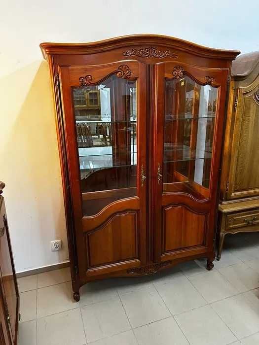 Komoda, witryna w stylu ludwikowskim. Transport cały kraj.