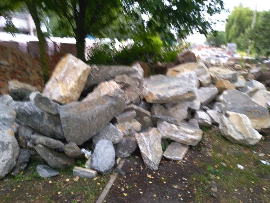 Цемент гуртові ціни цегла ,кольца на септик пісок щебінь гранітний .