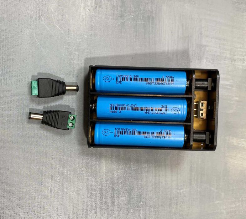 Надійний Повербанк Кейс 12-9-5В 15000мАг  для терміналу роутера камери