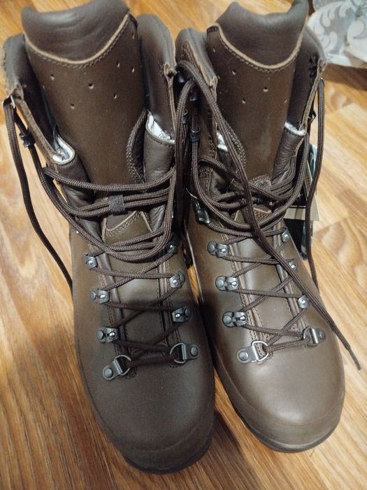 Британські нові зимові берци