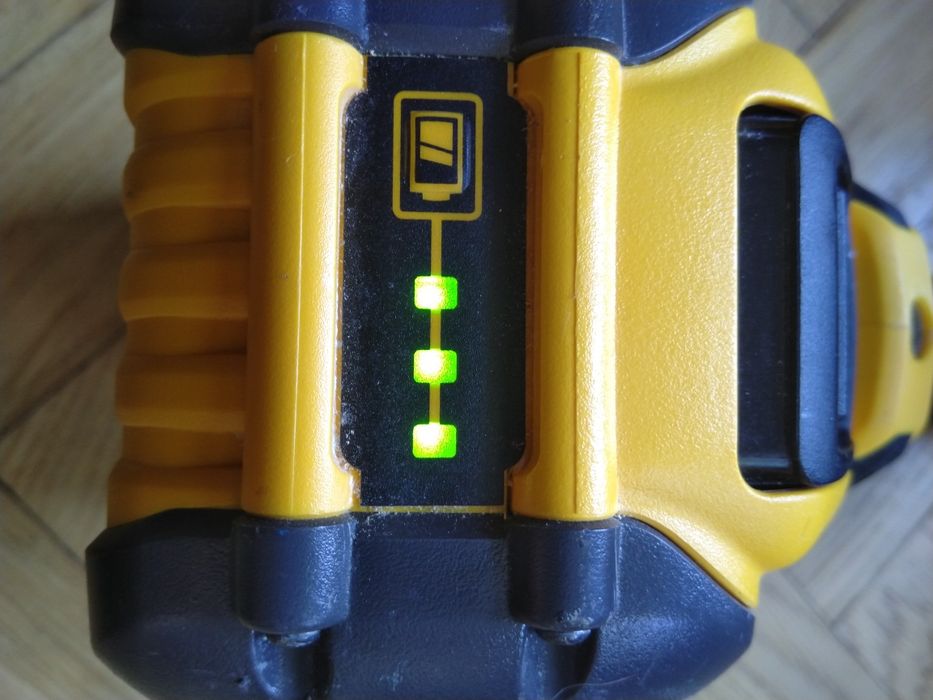 Wkrętarka wiertarka Dewalt DCD999 18V 126 Nm 3-biegi udar aku 5AH