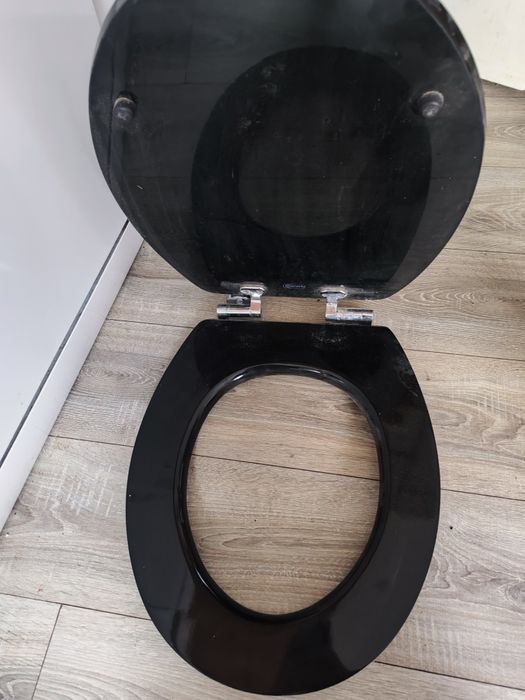 Deska WC  stan bardzo dobry