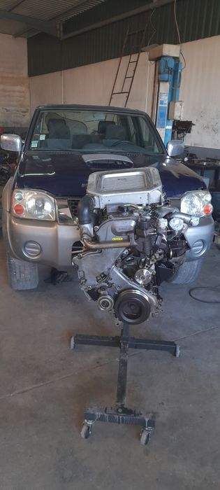 Motor nissan navara yd25 2005