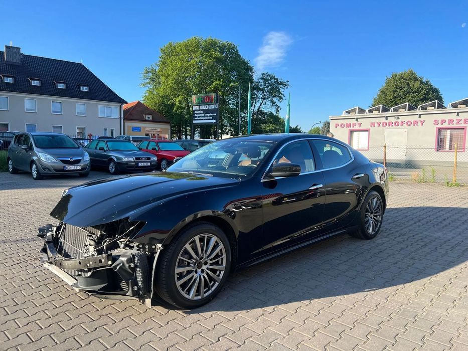 Maserati Ghibli SQ4 410HP