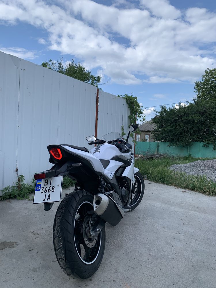 Suzuki GSX-R 250R 2018 року