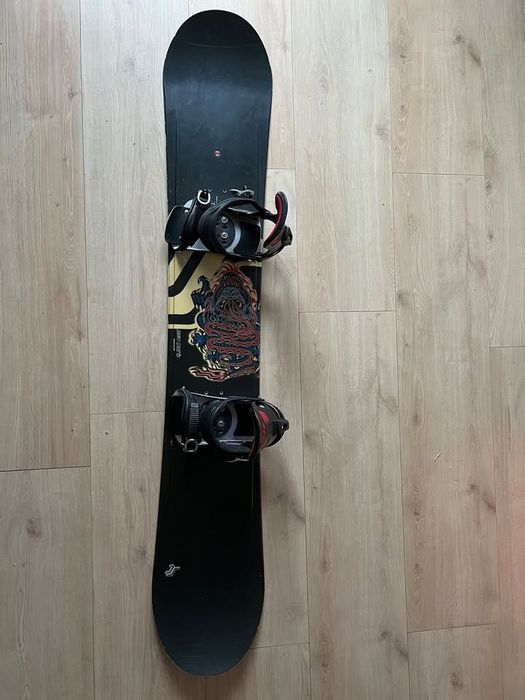 Snowboard F2 z wiązaniami – Made in Germany, dobry stan