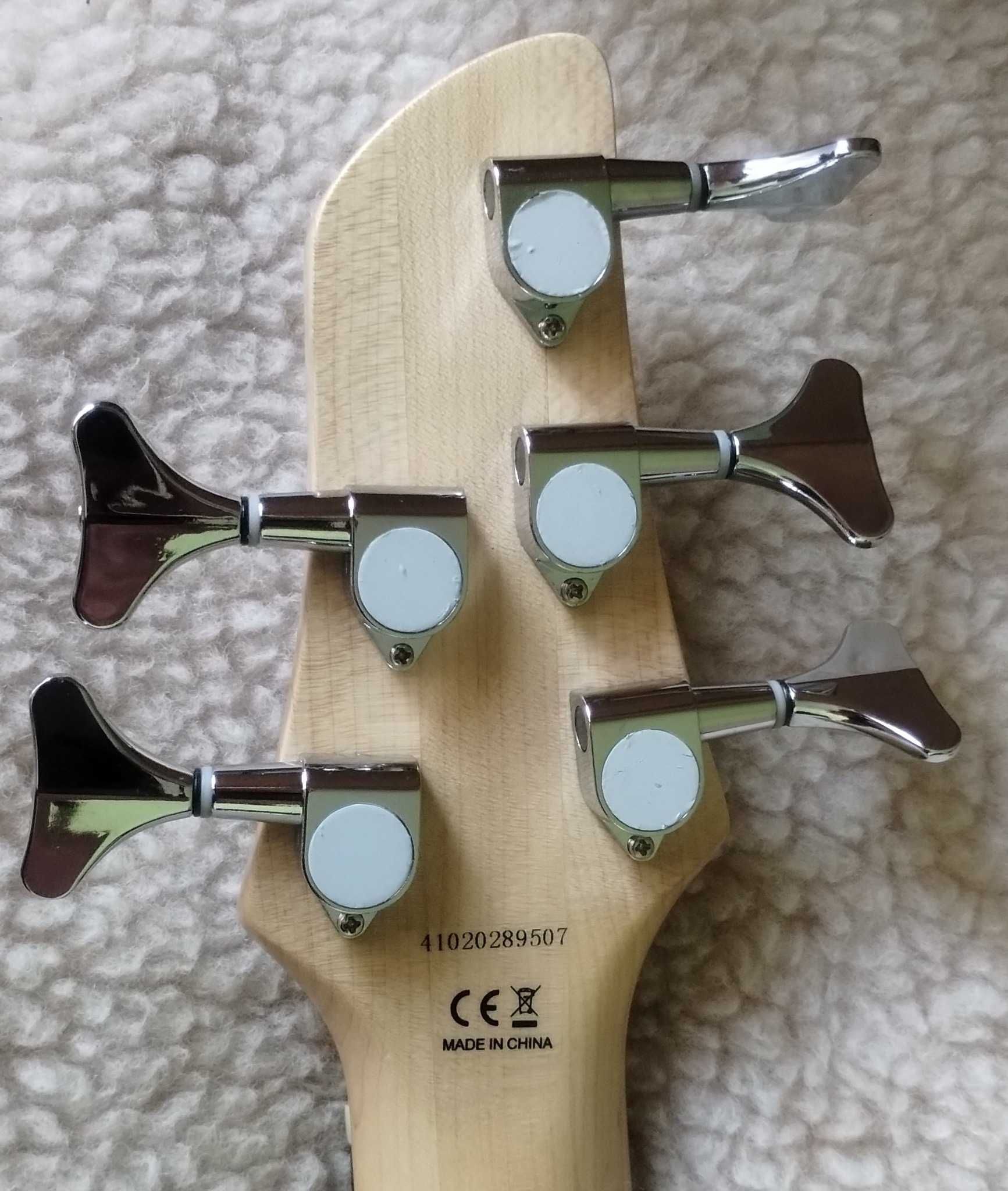 Gitara basowa Aria Pro II