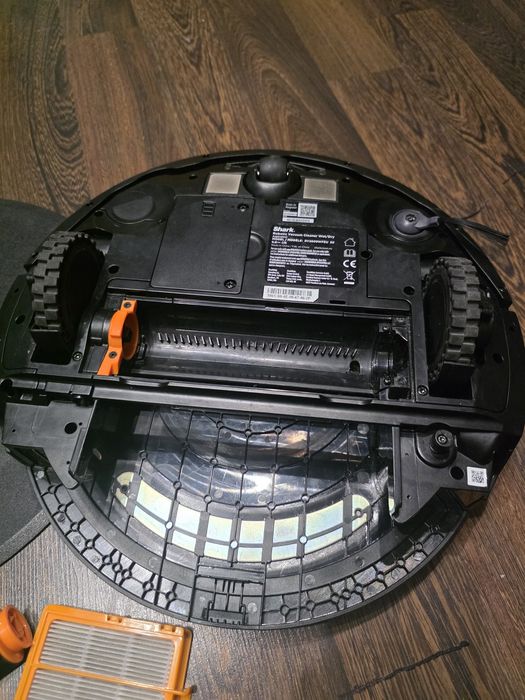 Shark AI Ultra 2 w 1, robot odkurzający z mopem,