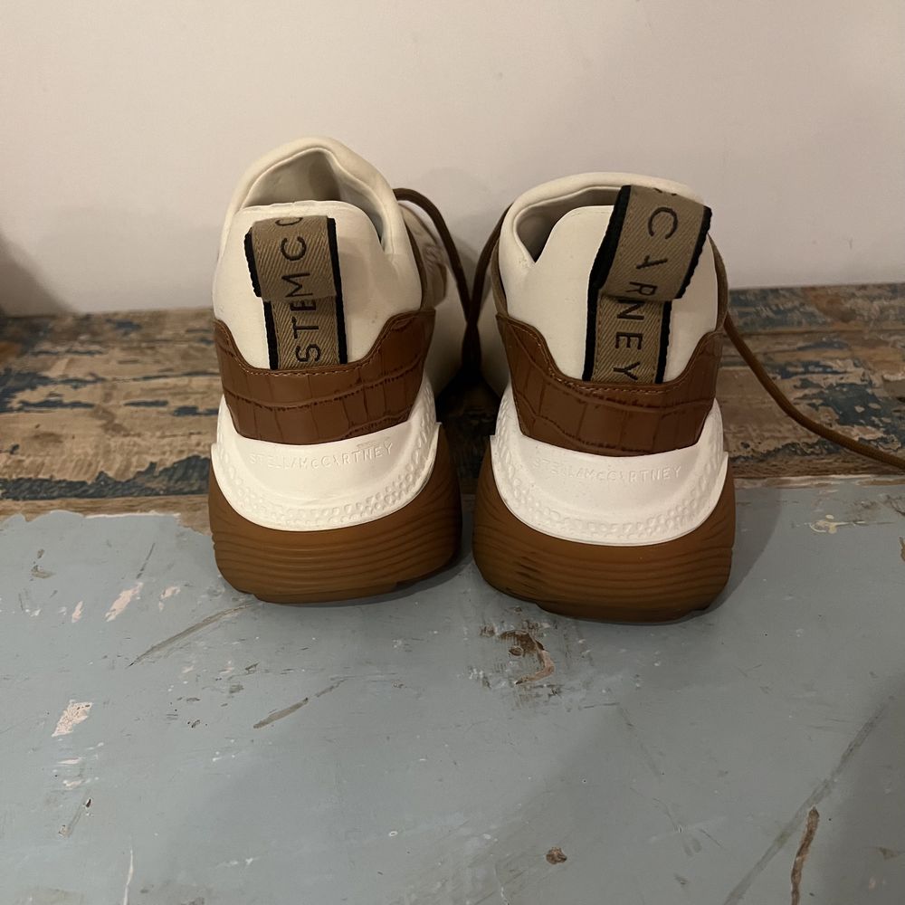 Stella McCartney sneakers 39