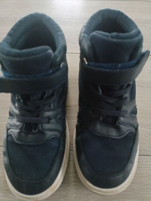 Buty chłopięce przejściowe 32