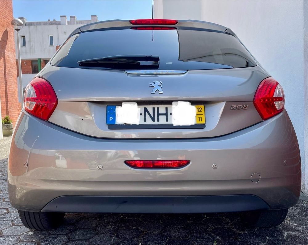 Peugeot 208 1.2 VTi Active 2012